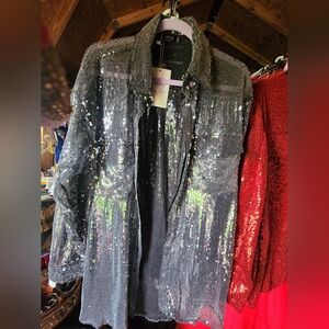Silver Sequin Jacket Tag Says SIZE 8.